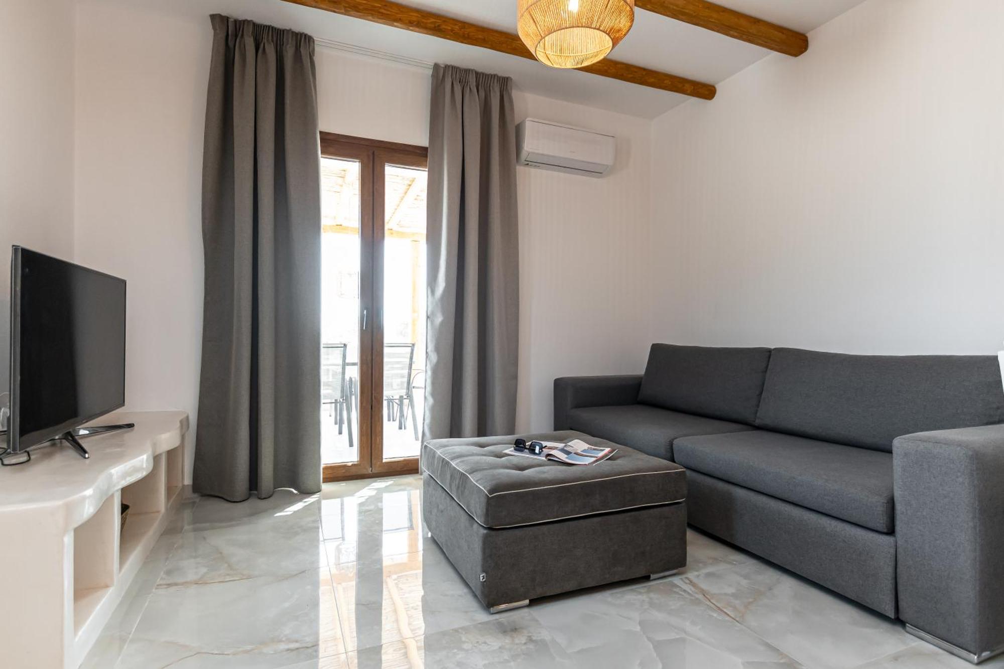 Naxos Beachwalk Villa Plaka Maragkas 外观 照片